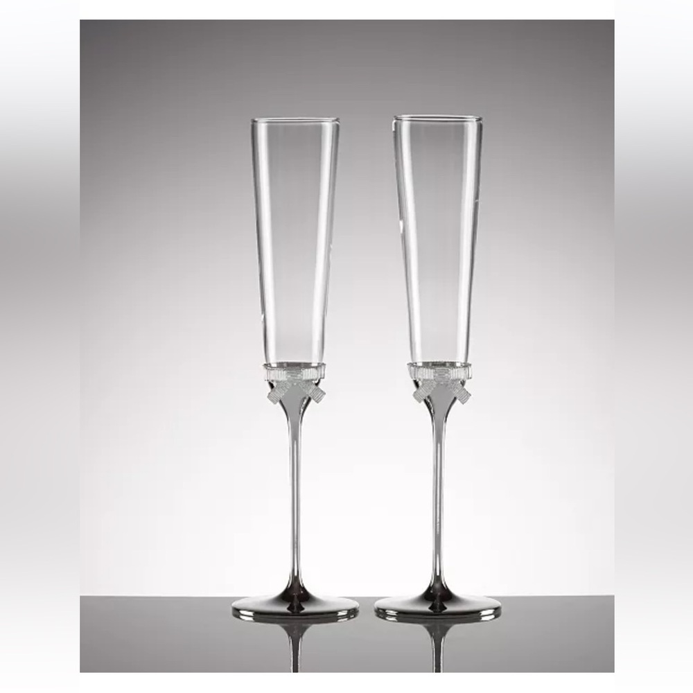 New in box, Kate Spade
new york Set of 2 Grace Avenue Toasting Flutes - Picture 2 of 6